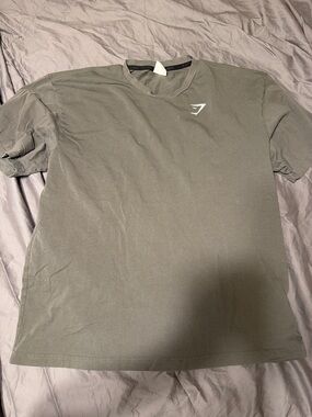Gymshark Men’s Grey Crewneck Logo Tee